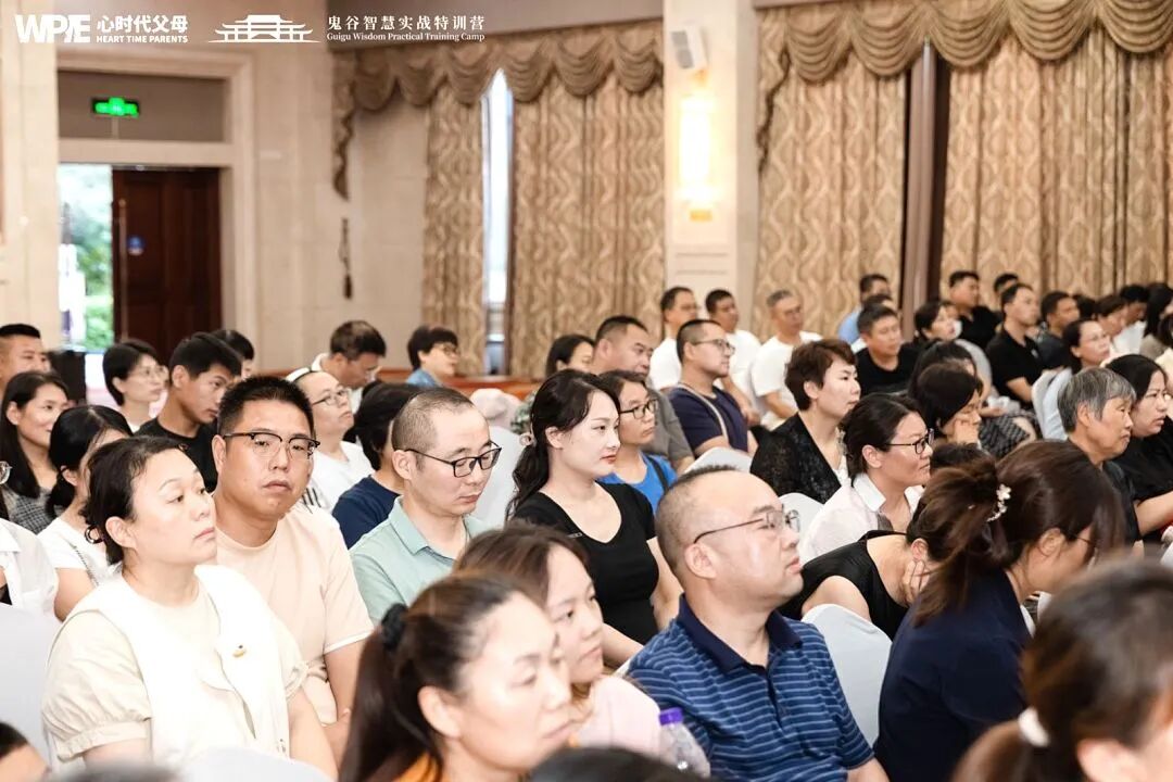 【家庭生态导师班】我一直把女儿视如珍宝,为什么孩子不愿意上学的事会发生在我身上?