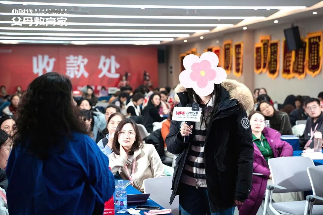 孩子吐槽说:“文聪老师就是这样教你的?”——为什么孩子最讨厌“懂道理”的父母?原因在这里!