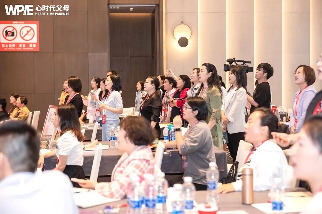 7年沉淀,1个决定,66期坚守:我把“傻傻相信”熬成了光!