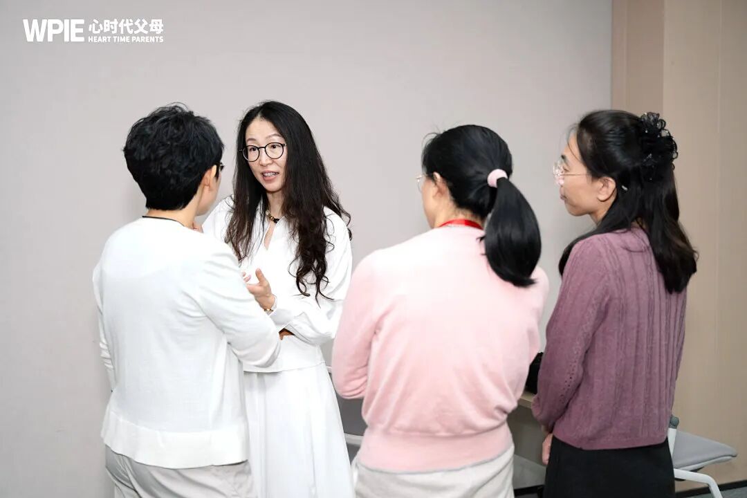 孩子借红领巾要不回来?王克老师说:“红领巾借出去要不回来不是一件小事儿,也不是一件‘破事儿’,而是......”