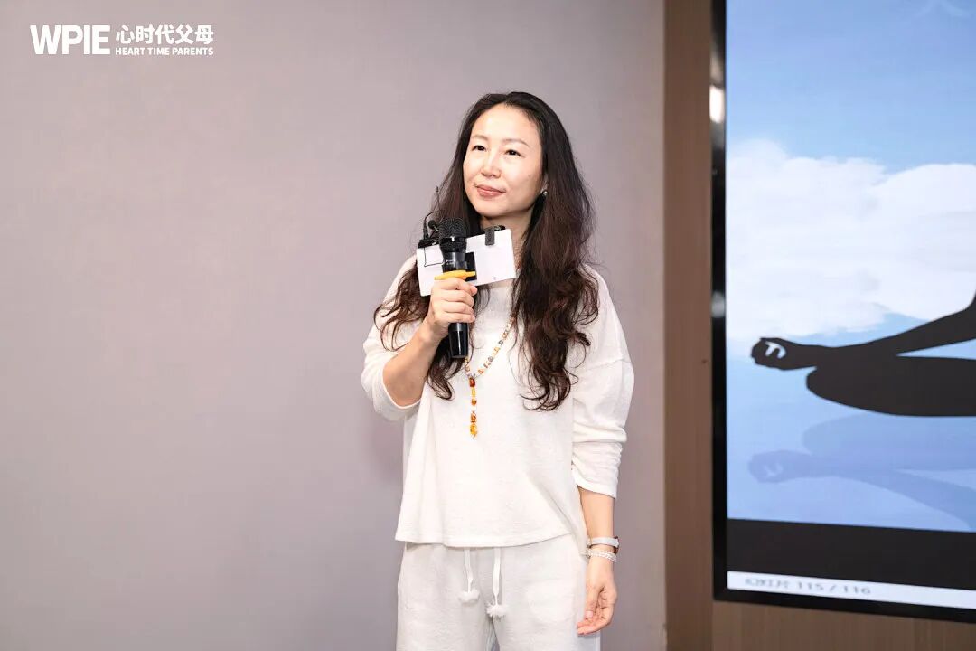 “你愿像‘猪’一样温柔圈养,还是像‘狼’一样痛苦自由?”——王克老师的一句反问,让我看清了自己!