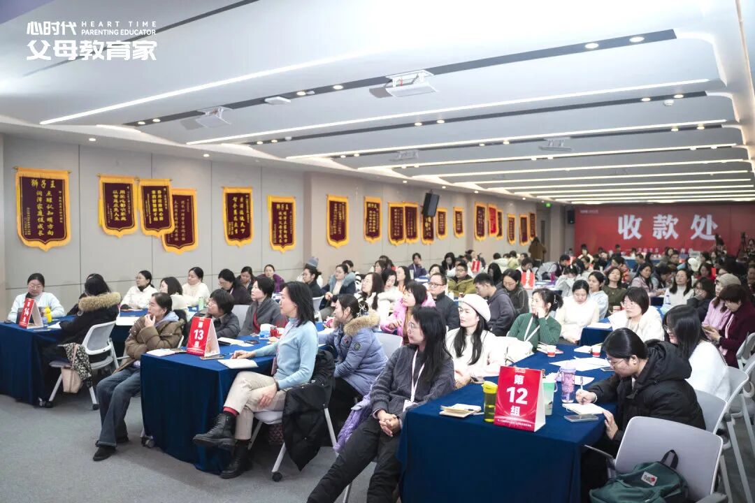 孩子吐槽说:“文聪老师就是这样教你的?”——为什么孩子最讨厌“懂道理”的父母?原因在这里!