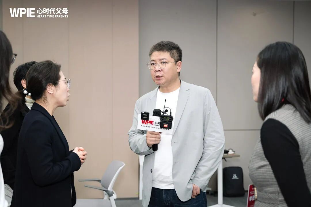 孩子借红领巾要不回来?王克老师说:“红领巾借出去要不回来不是一件小事儿,也不是一件‘破事儿’,而是......”