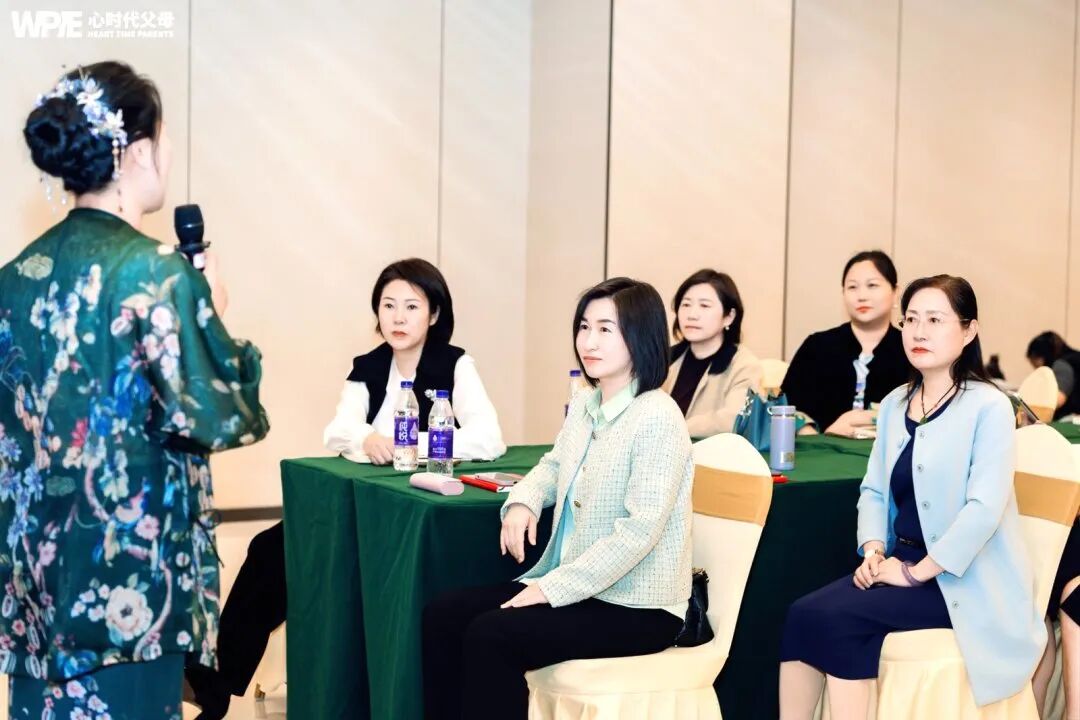 为何不敢提要求的父母,养不出有底气的孩子?