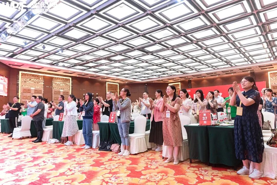 【家庭生态实操班】一位母亲哭诉说:“孩子跟‘坏孩子’一起玩,我该怎么办?”