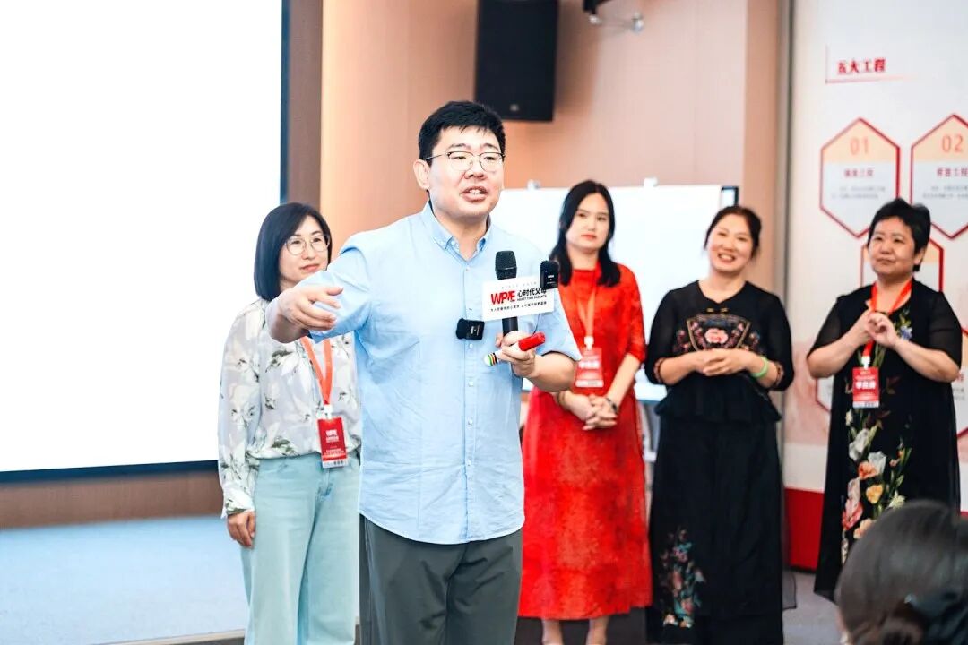 孩子不上学,家长很“感恩”?兆鹏老师毫不留情的撕开家长的“美颜滤镜”