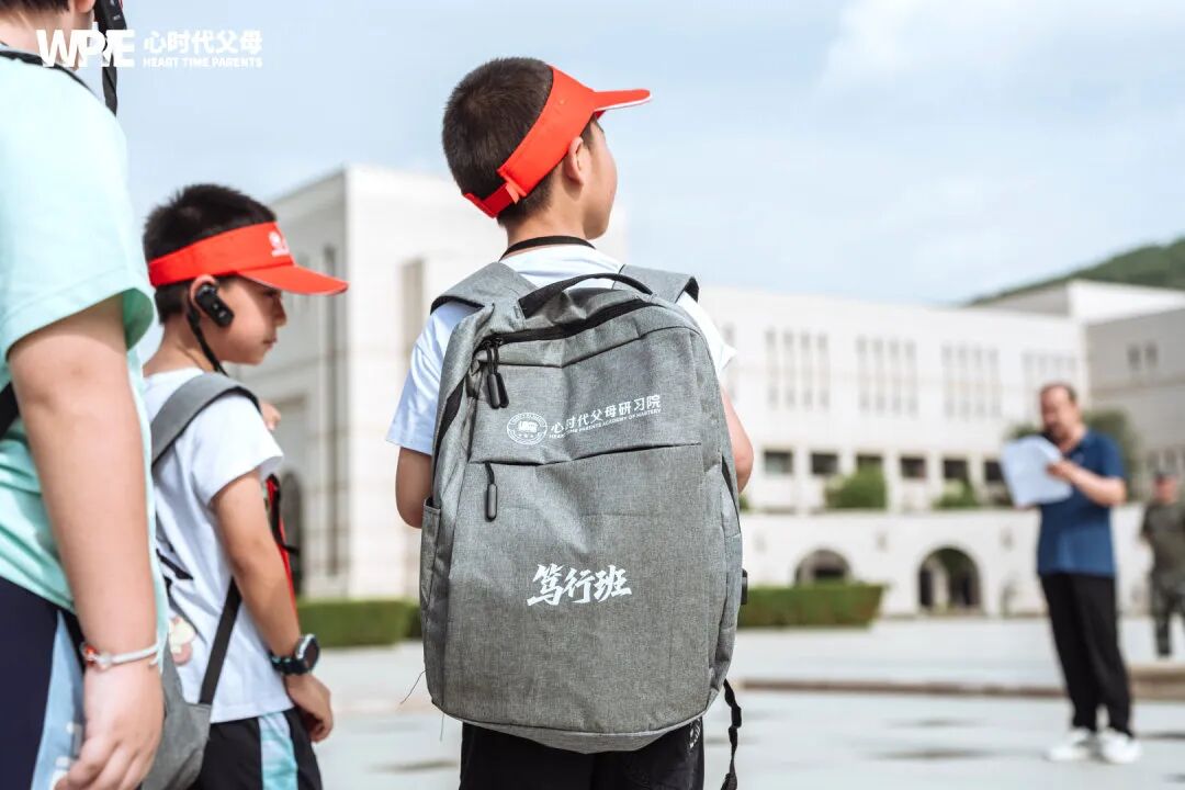 【365全年全家陪伴赢】当孩子说“他们不跟我玩”,父母别急着安慰,真正的狠招只有两个字!