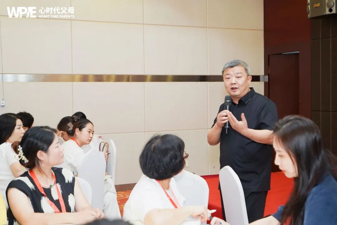 “饿死也不吃98元的面!”——对自己“抠”到极致,对别人“舍”到忘我,王纪琼院长到底图什么?