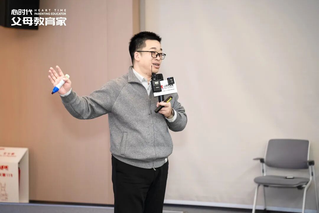 【学习军师方案班 · 高级】“你学了也没用!”被父亲怒斥的这些年,海勇老师的一句话打破了我们父女之间的隔阂