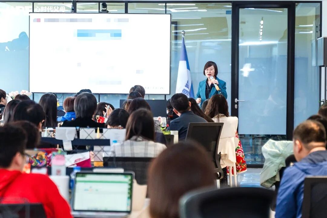 【焦点短程治疗技术】重构语言魅力：先说“语文考80分”，再说“数学考100分”，结果大不相同！