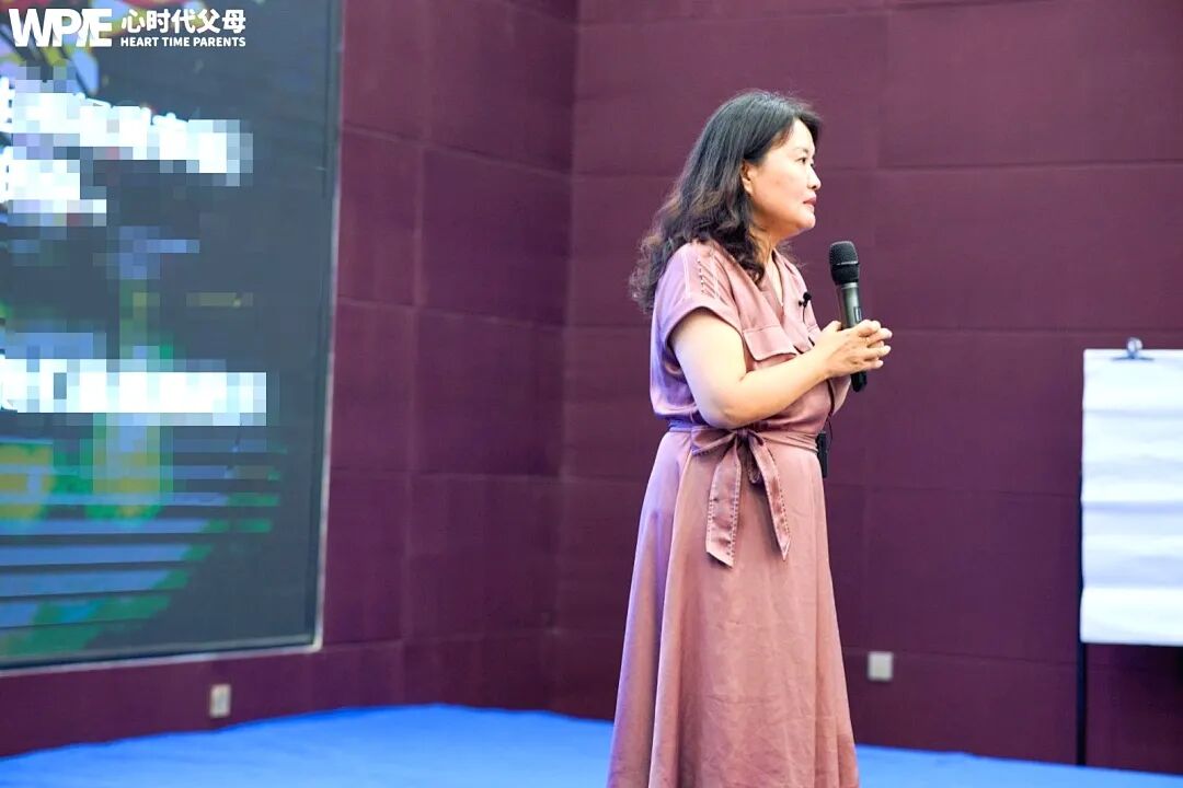 【女性力量中级班】最让父母无力的,不是孩子不谈恋爱,而是孩子问“啥叫真心”?