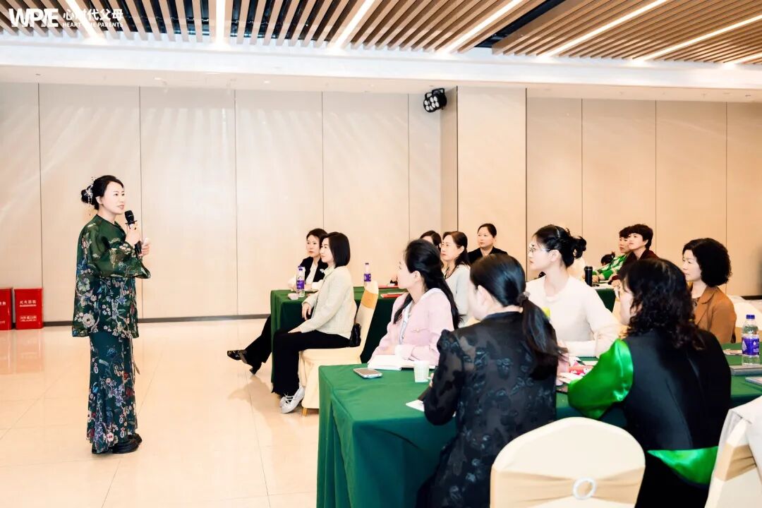 帮女儿入选,她没笑;靠自己拿“优”,她却笑了——我以为我在帮孩子赢,其实我在让她输!