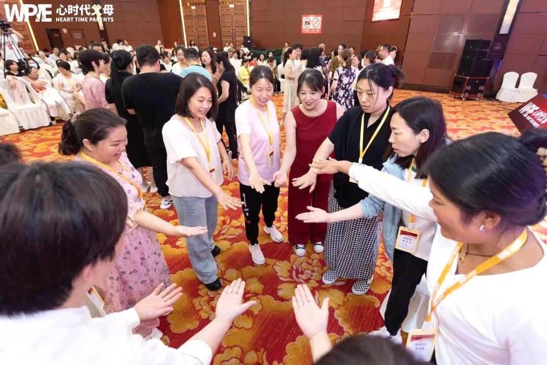 “我恨你！我讨厌上学！我讨厌我的生活！”——当孩子喊出这句话时，父母真的该醒醒了