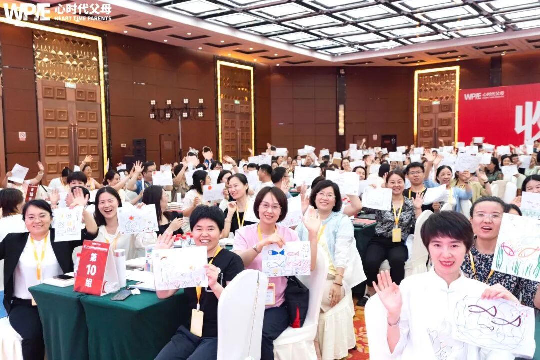 “文章分享群”——一句随口话,照见我的家庭教育成长路!