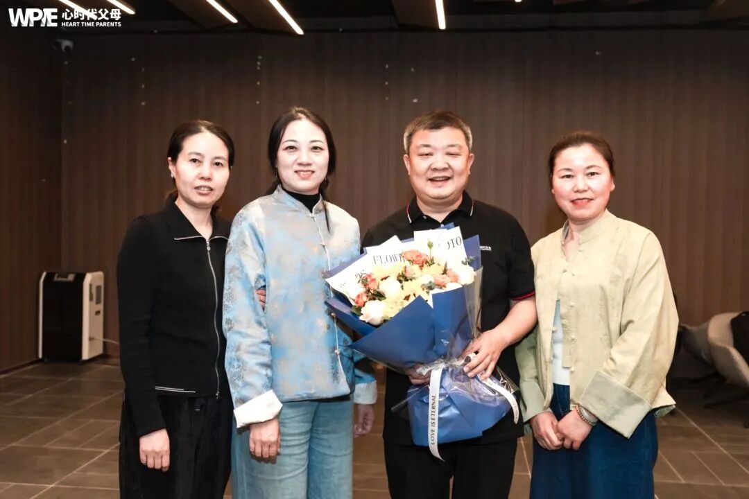 【家庭生态导师班】“老公‘恶心’,孩子烦他,想离又离不了怎么办?”王纪琼院长:“‘恶心’的人,是家庭里最好的教材!”