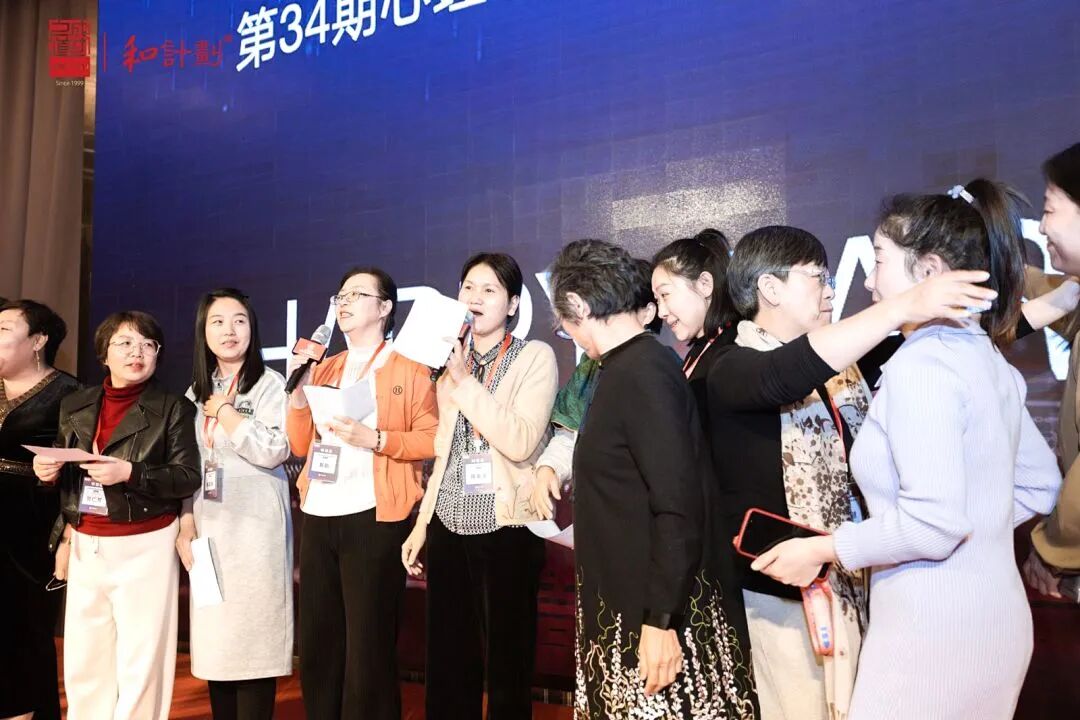 【家庭生态导师班】“我家不养废物!”——孩子厌学多年后,我把他心里的那首歌写了出来