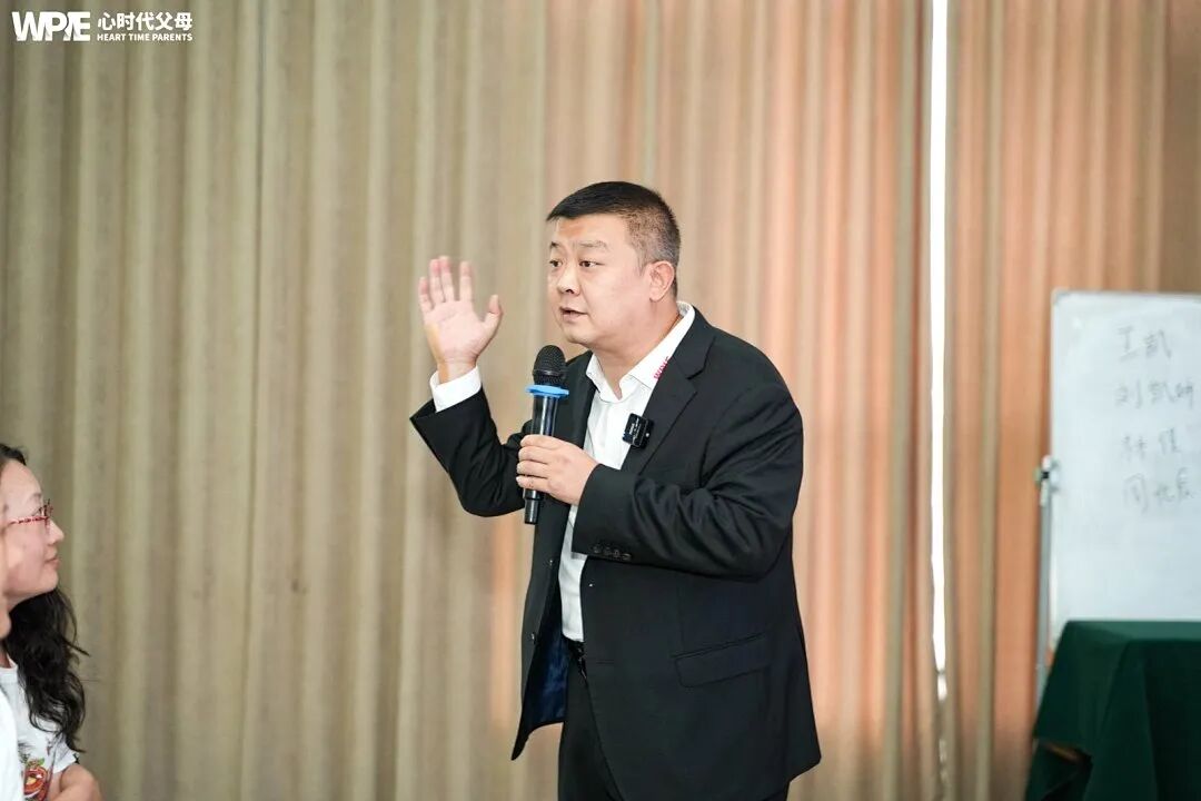 【家庭生态导师班】室友使唤她跑腿、零食被共享、东西被乱翻——而她,为何连一个“不”都不敢说?