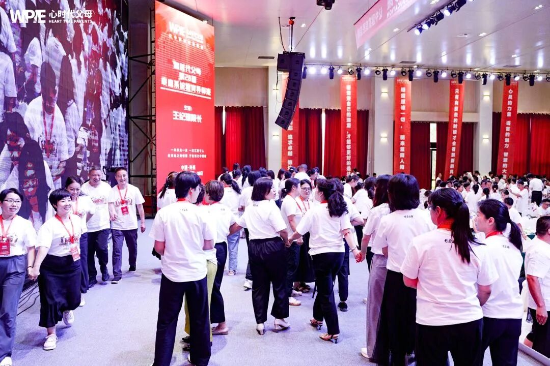 【家庭生态导师班】室友使唤她跑腿、零食被共享、东西被乱翻——而她,为何连一个“不”都不敢说?