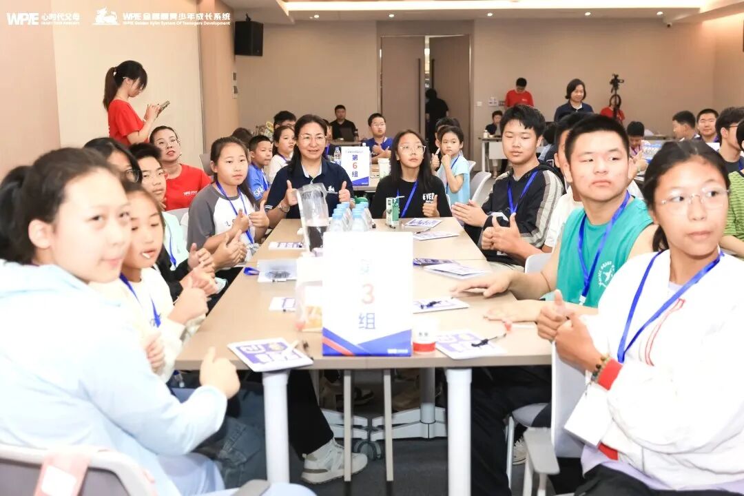 别再做“纠错型父母”了,试试“托举型导师”?