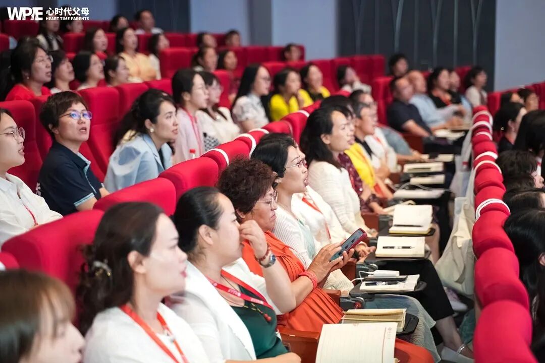 “妈妈,历史老师怀疑我抄答案!”——我的第一反应差点害了她