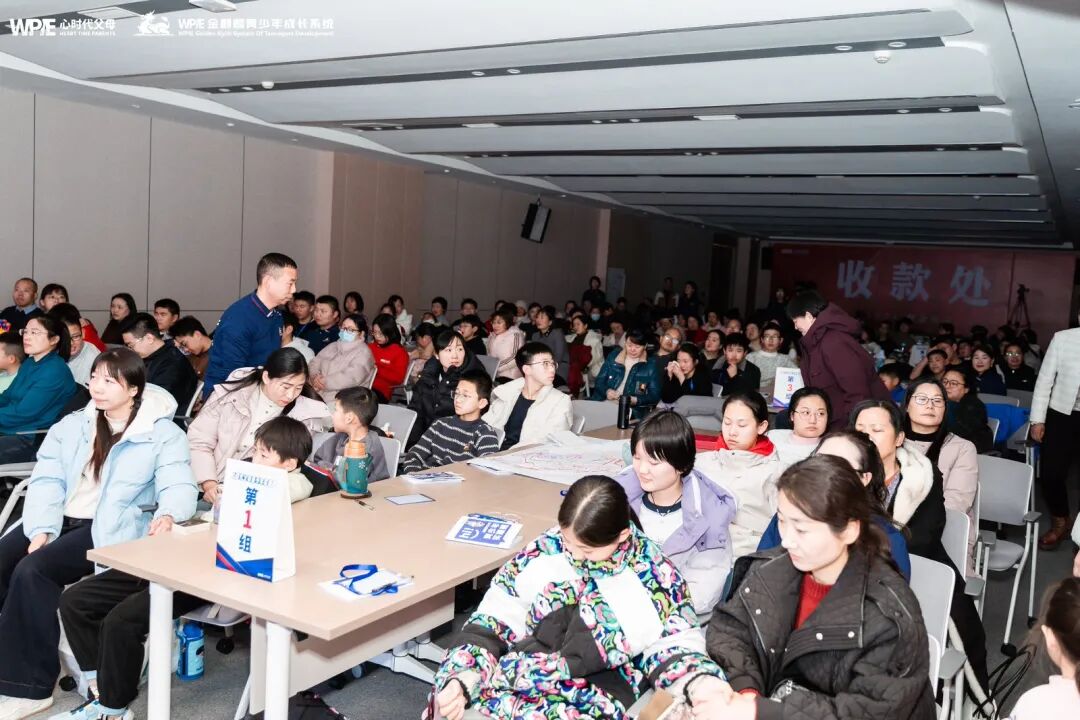 从“扇自己耳光”到“助孩子考700分”——这个爸爸值得全网学习!