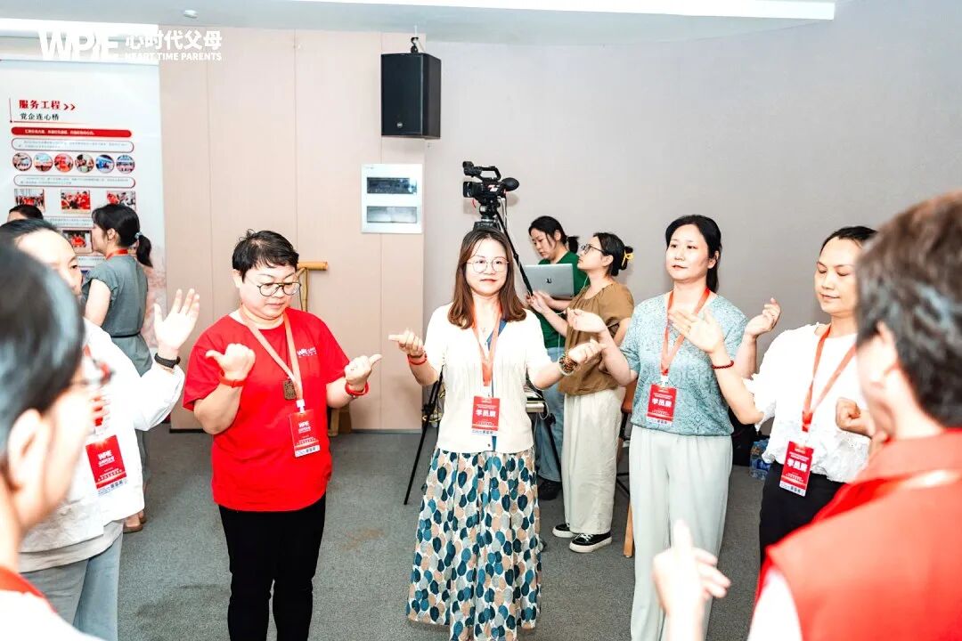 张兆鹏老师:“别把休学的孩子当病人,她本就是正常人!”