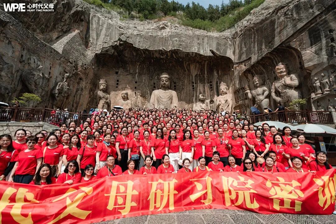 同样是母亲:有的把孩子逼进厌学的深渊,有的把13个孩子送进博士殿堂,差距到底在哪?