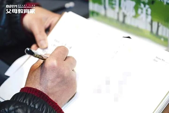 直播时被骂“骗子”,王克老师笑了:“但凡跟他多说一句,你就输了”