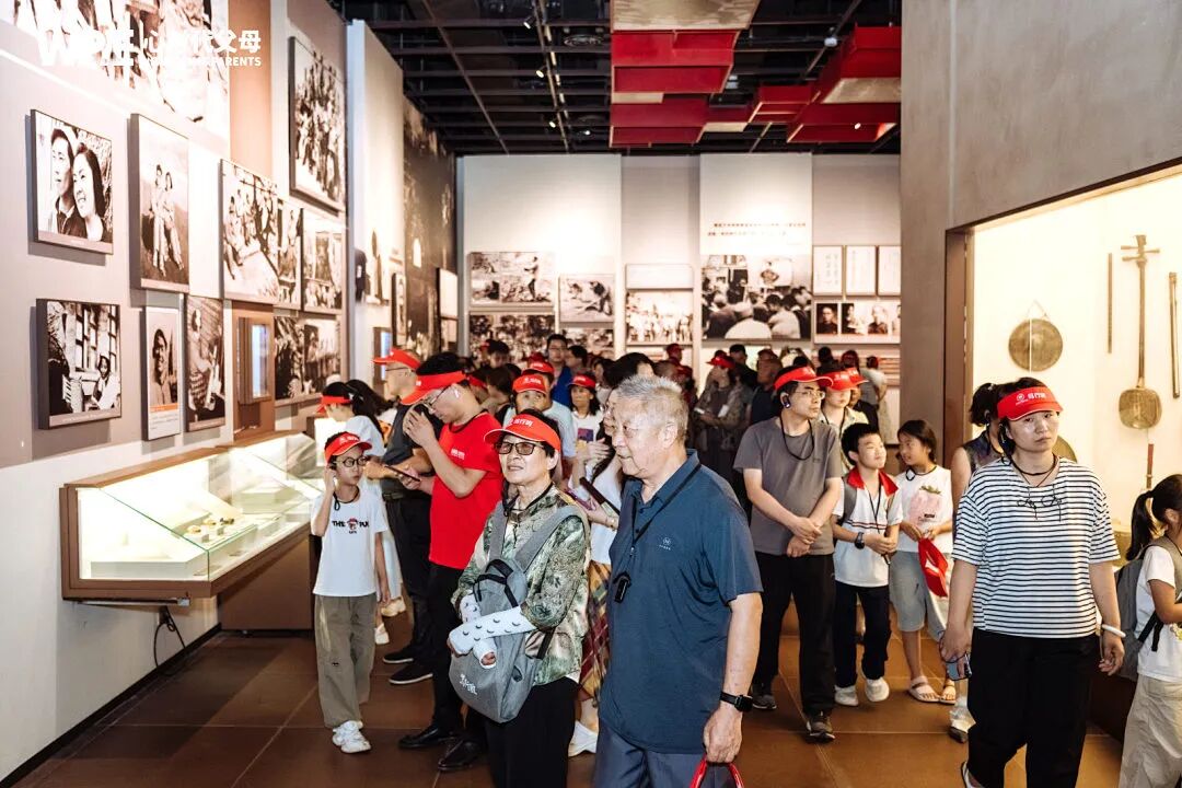 孩子退步时你崩溃?孩子优秀时你领功?——不归功,不归罪才是父母最该有的清醒