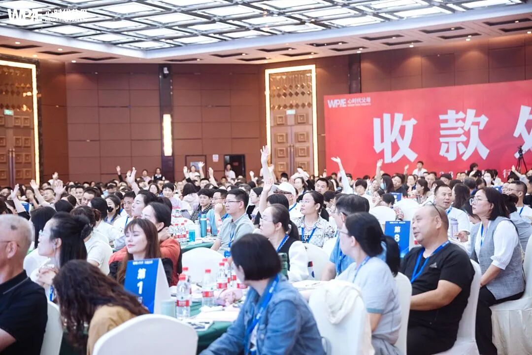 你是否也有把天聊死的毛病?告别“话题终结者”,只需要这三步