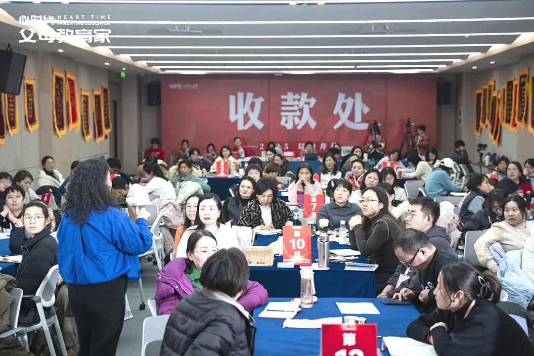 放下“重男轻女”的执念:那个被期待是男孩的女孩,“叛逆”是她最后的求救!