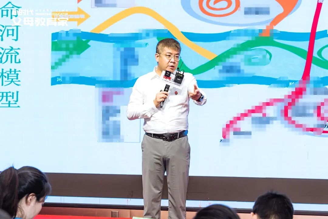高二孩子拉黑补课老师？王克老师：“别急，问题未必出在孩子身上”