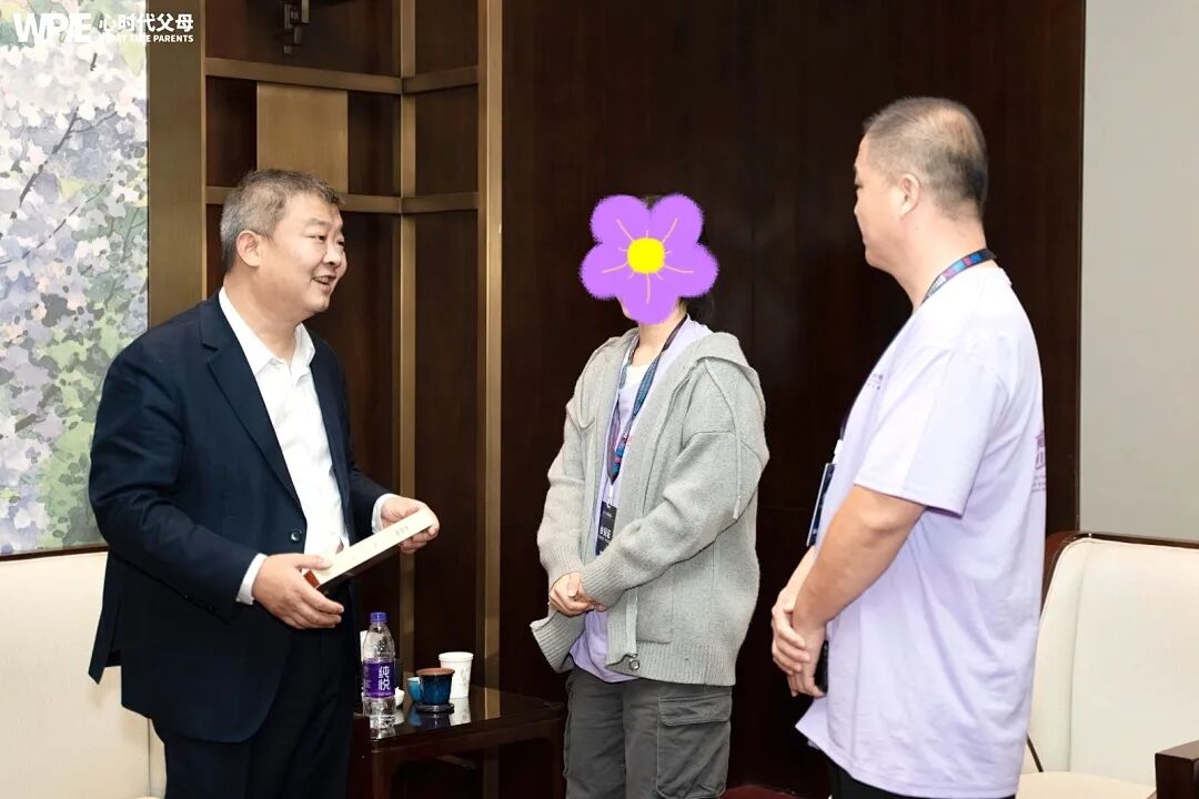 不吼不骂就能让孩子主动放下手机的5个秘诀,你想学吗?