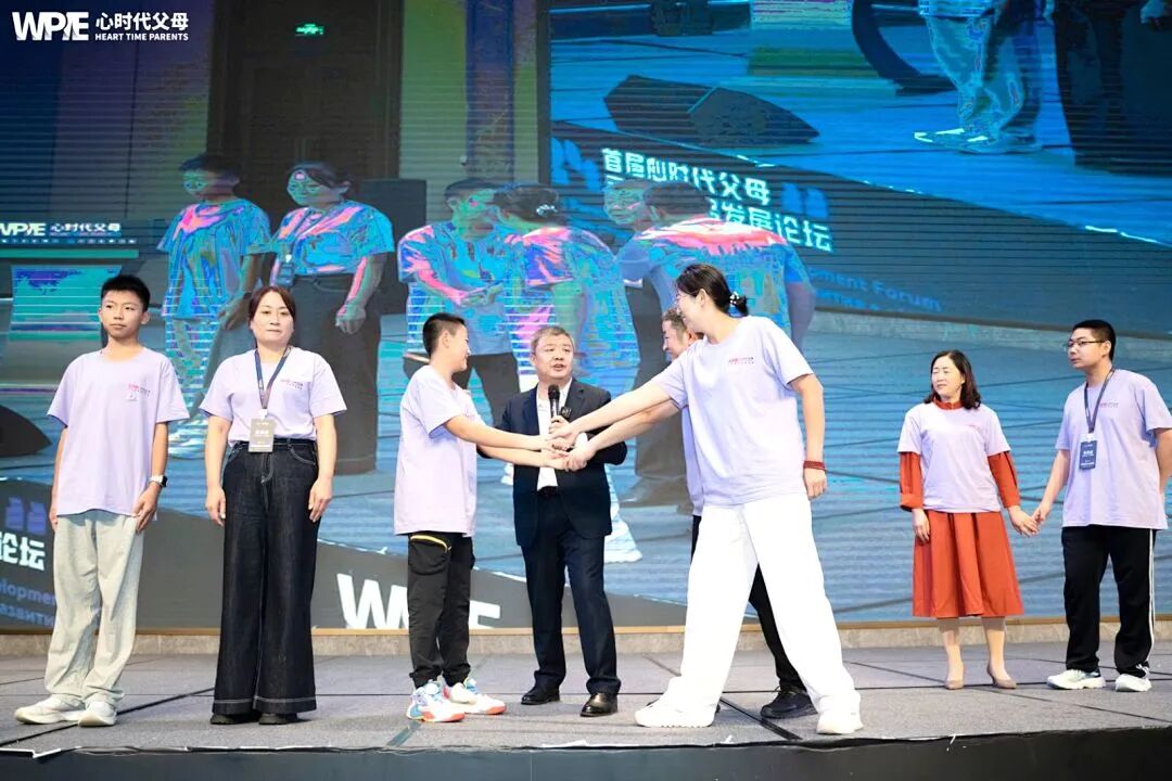 不吼不骂就能让孩子主动放下手机的5个秘诀,你想学吗?