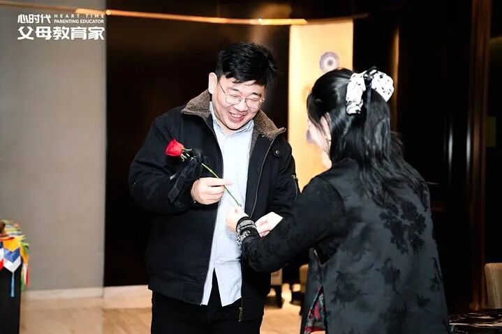 要债又怕关系破碎怎么办?张兆鹏老师教你一招,轻松把钱要回来!