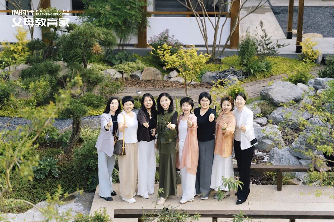 【大美君子女】梁敏老师用一颗小番茄,掰开了我攥紧的人生——我的信阳正念之旅!