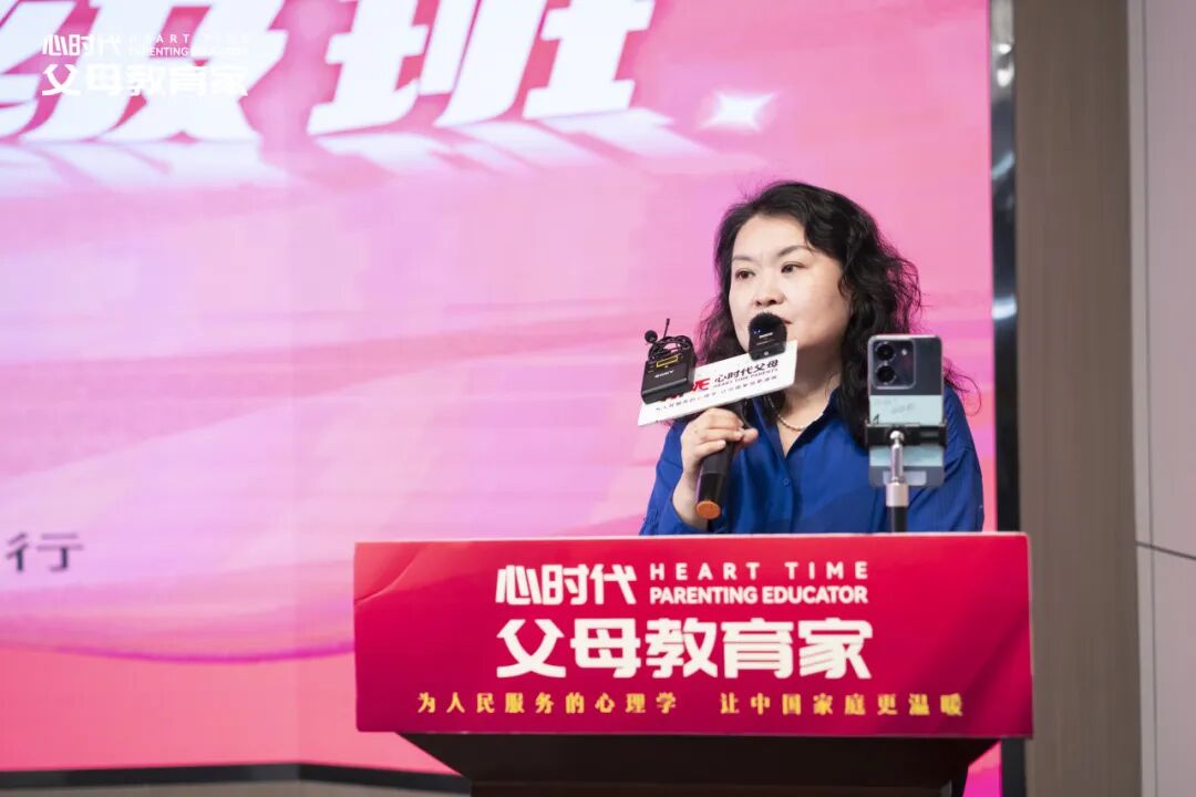 养了十几年的孩子,在她心中我竟不如一个“小混混”?——这届父母到底缺什么?