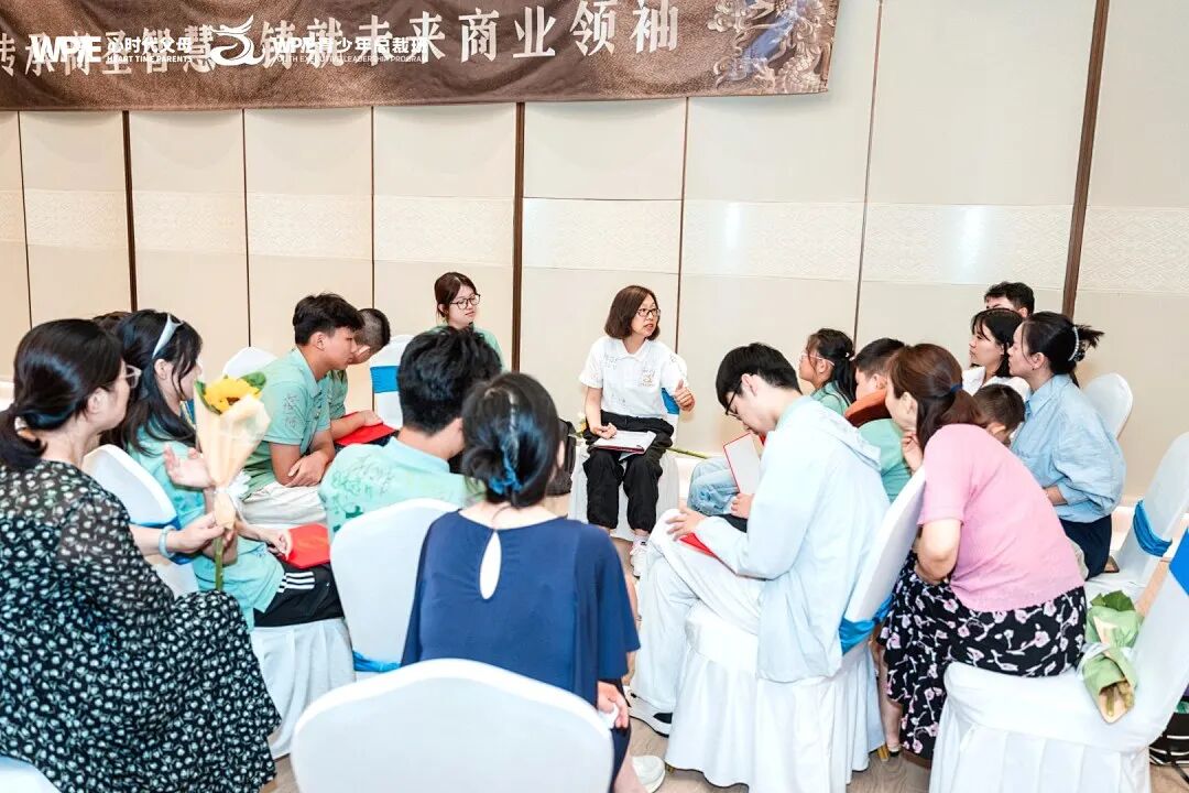 我越不管,孩子越拼命学:真正厉害的教育,是让他心甘情愿地去追!