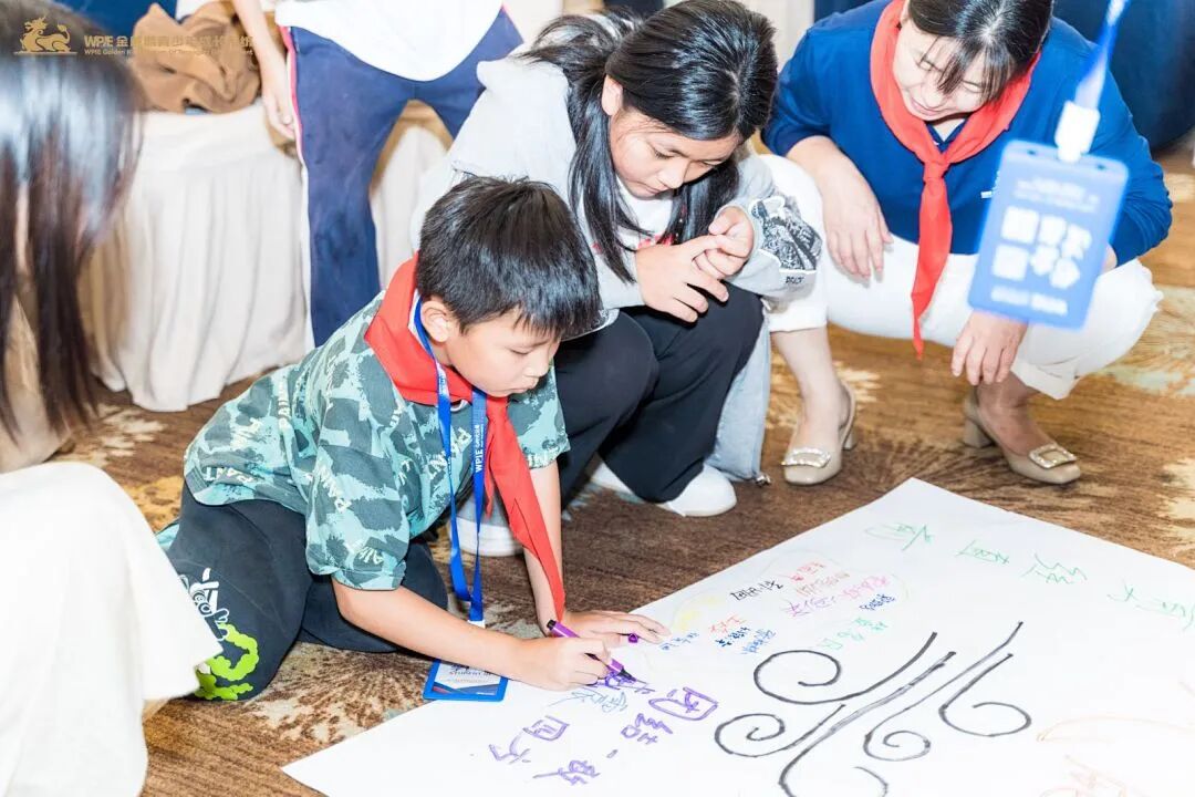 孩子吐槽领导开会太晚?当我没再拿“我吃过的苦”说“孩子的难”时,她居然......