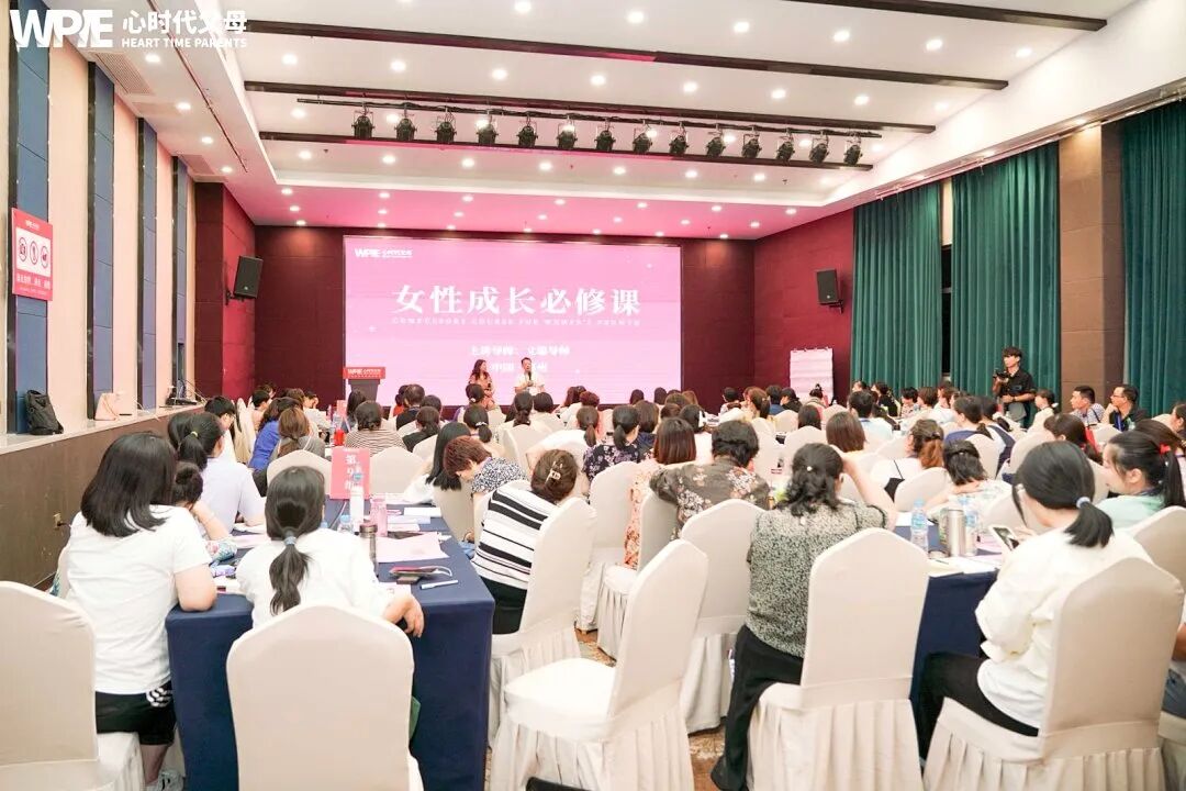 你以为孩子不上学是因为脱发?文聪老师一语道破:“他是先不想学了,才拿脱发当‘替罪羊’!”