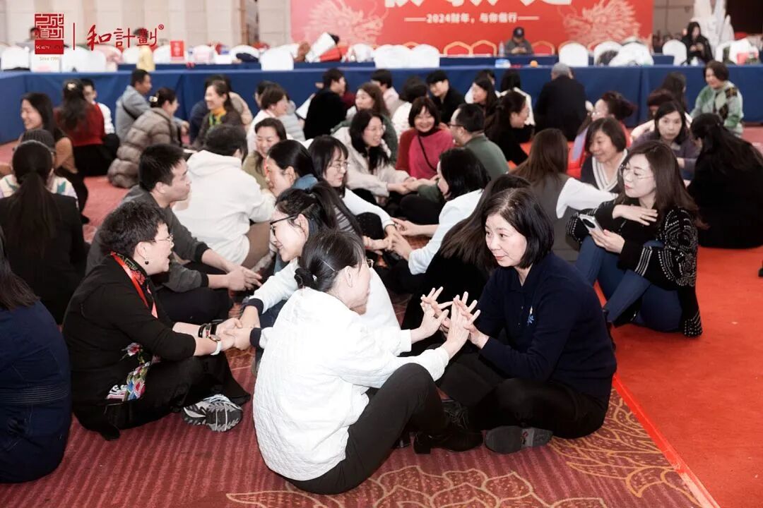 带娃不仅是家事,更是国事——警惕家庭里的“心乏时代”!