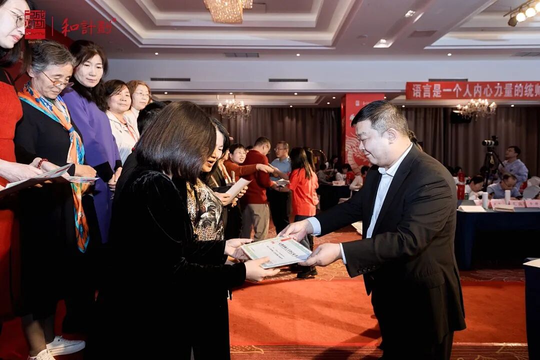 带娃不仅是家事,更是国事——警惕家庭里的“心乏时代”!
