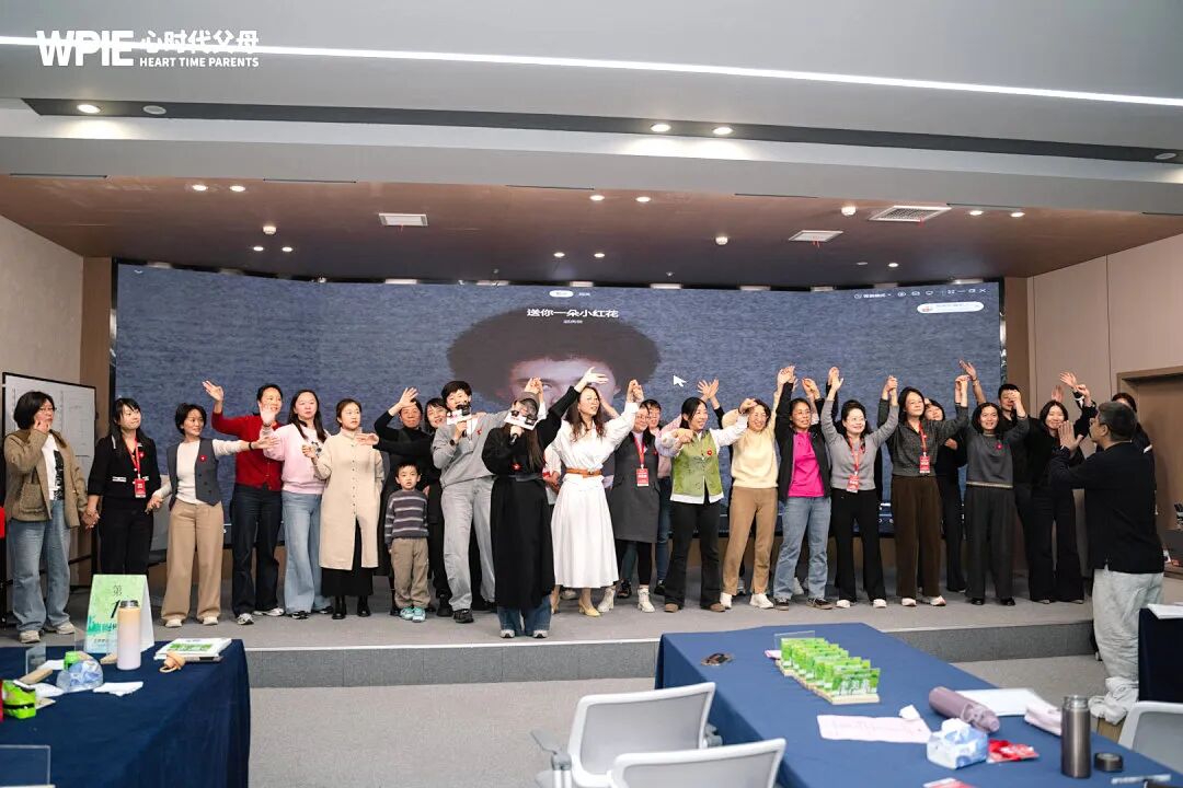 【心身心理学中级班】上有老下有小的中年男人在直播间当场痛哭——王克老师:“一味的善良,只会变成别人的‘血包’!”