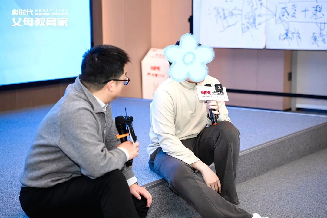 “你吃吧,妈妈不吃”——海勇老师:“醒醒吧,别让你的‘委屈’,成为孩子一生的心理债务!”