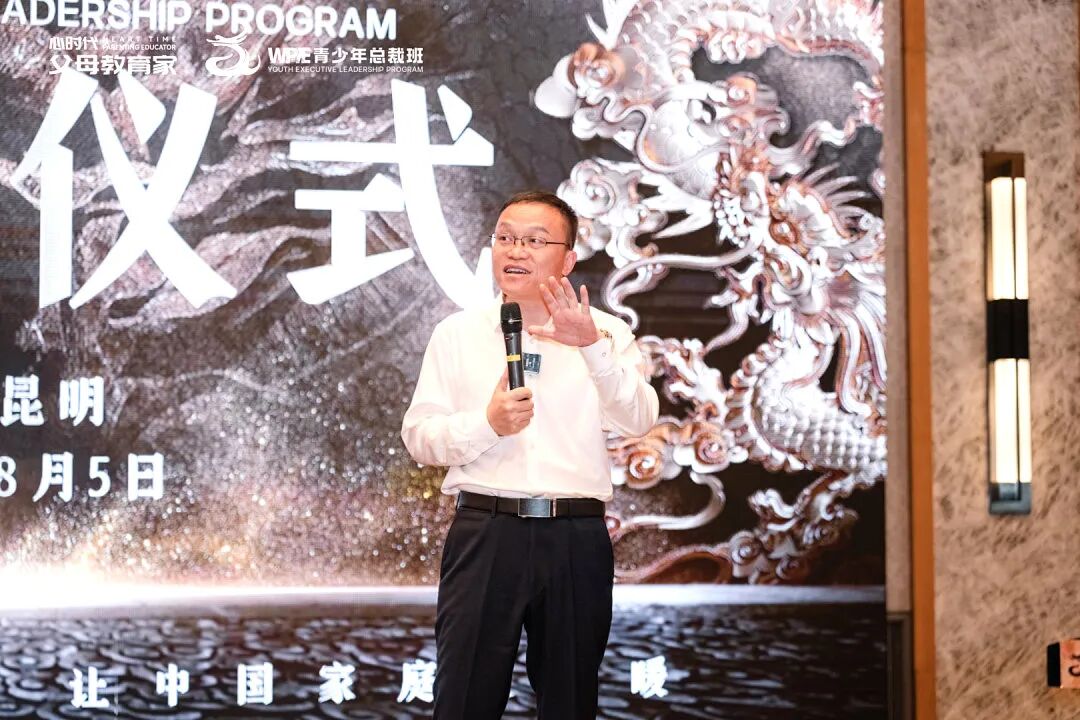 从海边晒伤到半夜疼醒——毁掉孩子的不是无知,而是家长“固执”的侥幸心