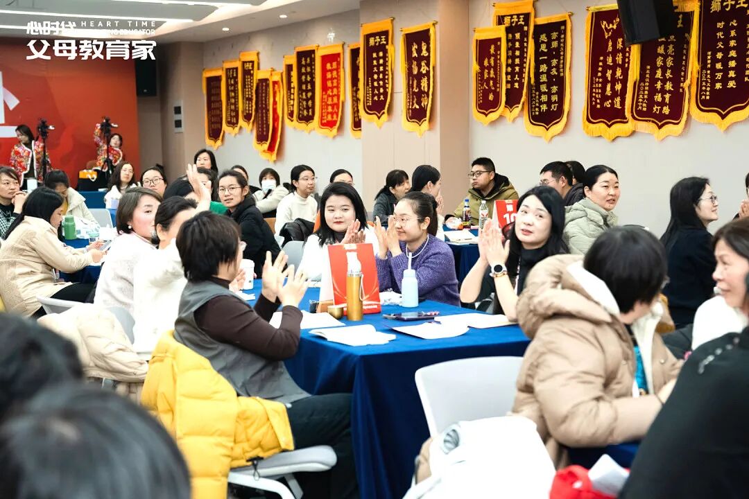 “我把父母拉黑了,亲戚骂我不孝顺”——文聪老师一句话点醒了我