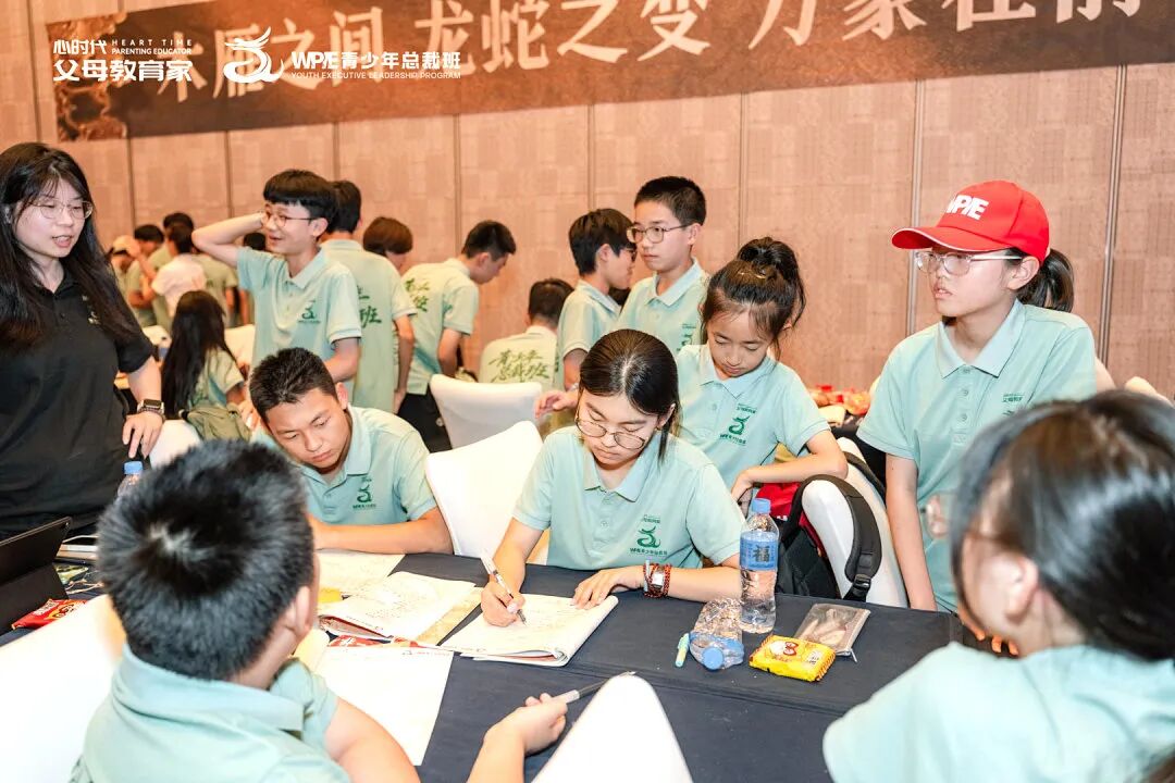 “心二代”崔曼——“我爸说:去心时代父母教育家上班,钱是顺带的”