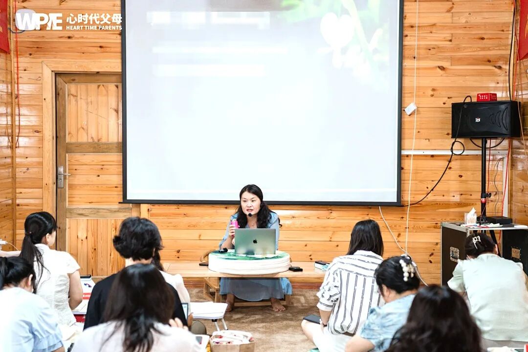 课前:别人的一句话,我失眠一整夜;课后:别人的看法,与我无关——《女性力量》系列课教会我的事!