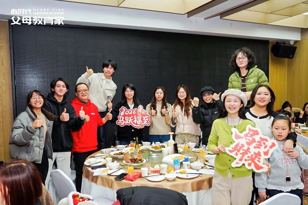 “心家人”张敏——从护士到心时代父母教育家员工,她说:“认准了,就一直学下去!”