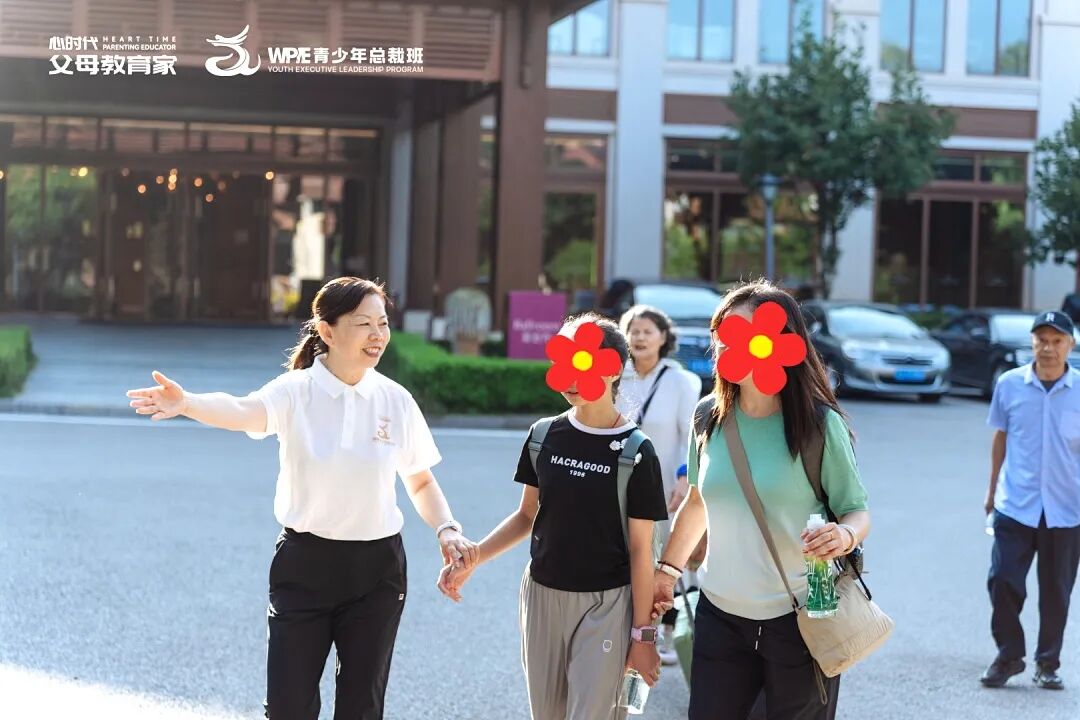 【青少年总裁班】从“不想上”到“还要来”——孙万兰老师看到了什么?